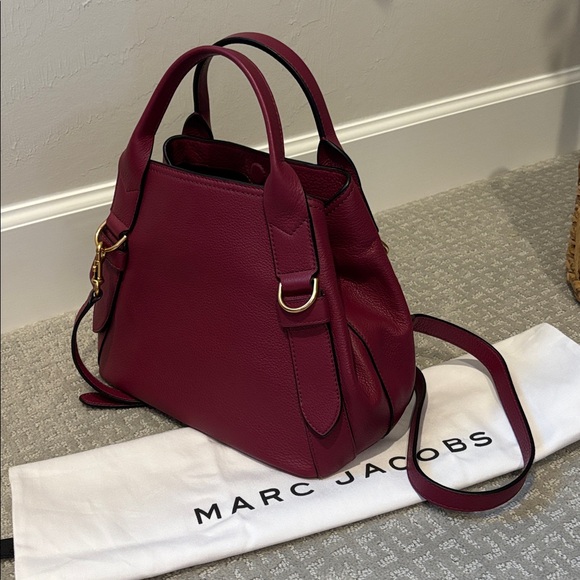 Classic Marc Jacobs Small Anchor Bag, just like wine, aged but still fine! - Picture 10 of 12